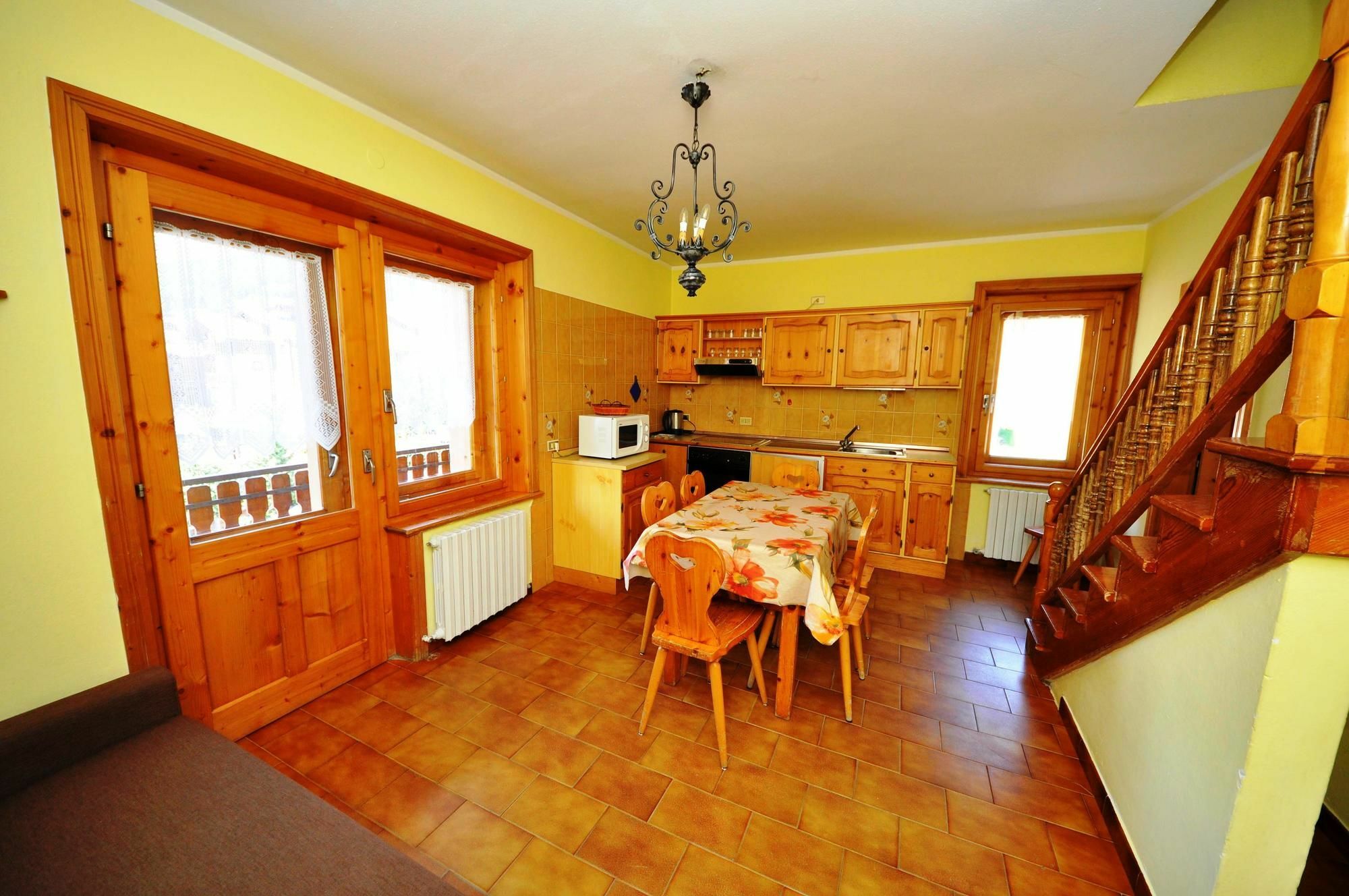 Residence Casa Longa By Livigno Accomodation Екстериор снимка