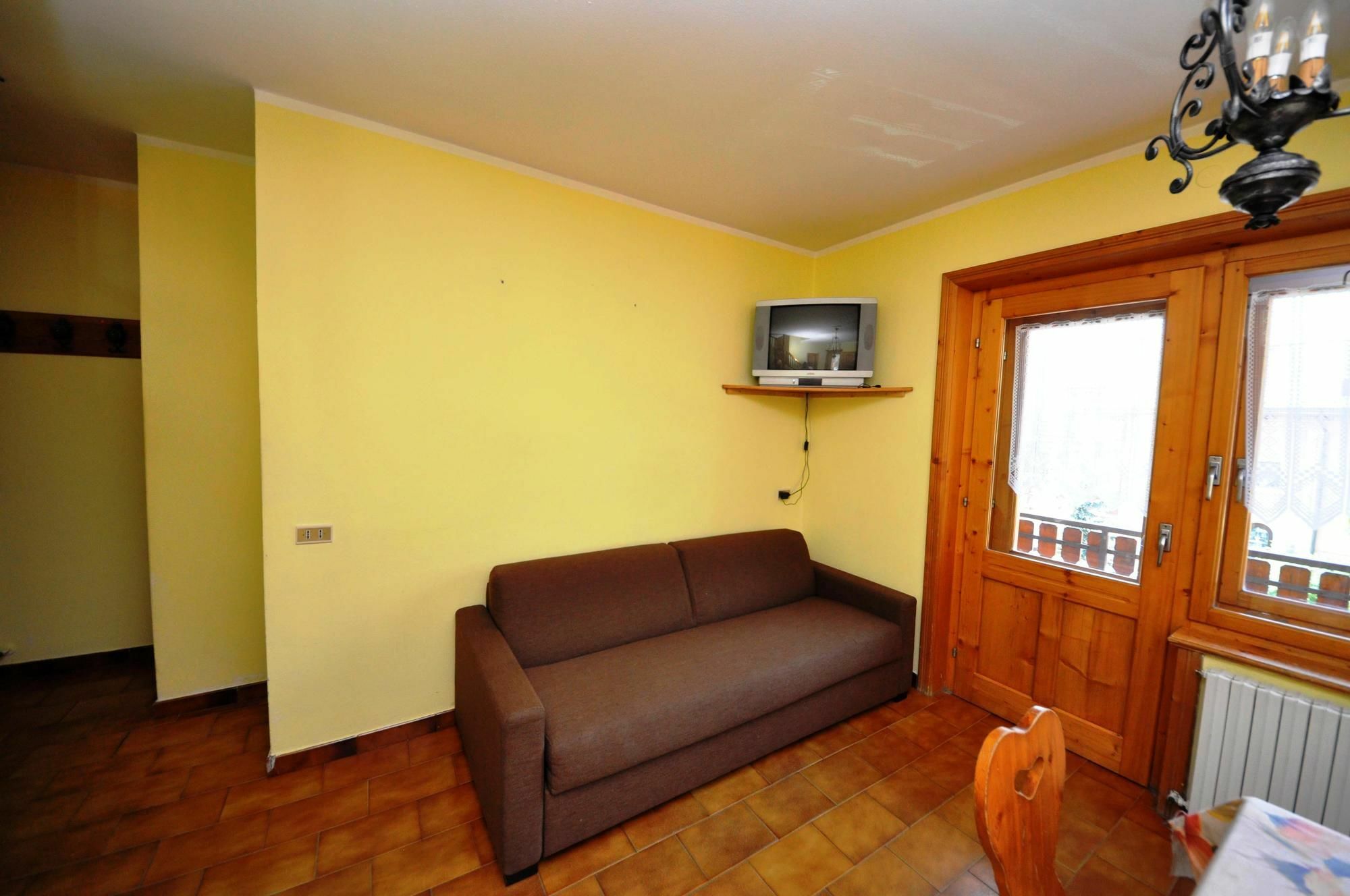 Residence Casa Longa By Livigno Accomodation Екстериор снимка
