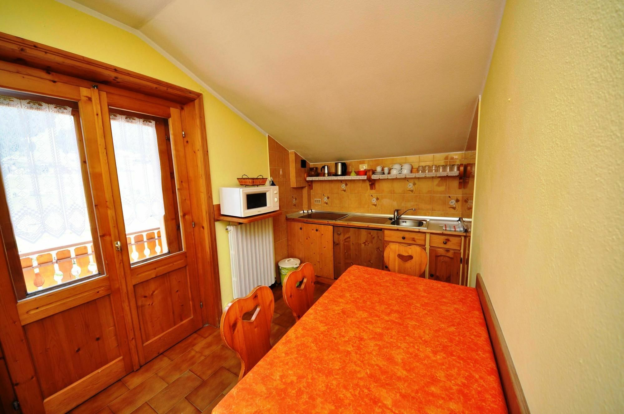 Residence Casa Longa By Livigno Accomodation Екстериор снимка